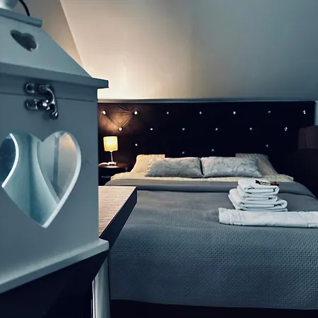 Amaretto Bed & Breakfast *